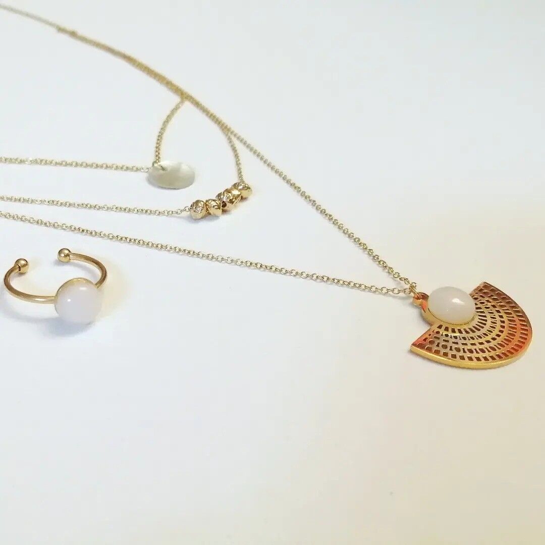 Collana multifila in agata bianca Siam