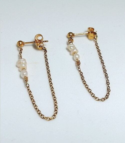 Boucles d'Oreilles Chaînettes Élégantes avec Perles de Culture Irrégulière