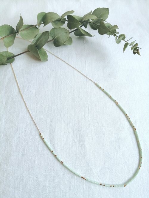 Collier minimaliste Charline vert amande et or