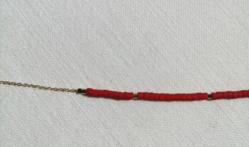 Collier minimaliste Charline rouge et or 2