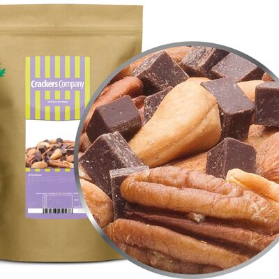 Dark Choco Nut Medley. PU with 8 pieces and 500g content per piece