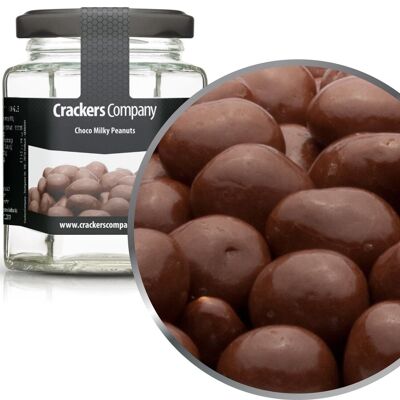 Chocolate Milky Peanuts. PU with 25 pieces and 110g content per piece