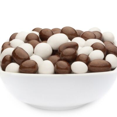 White & Brown Peanuts. PU with 1 piece and 5000g content per piece