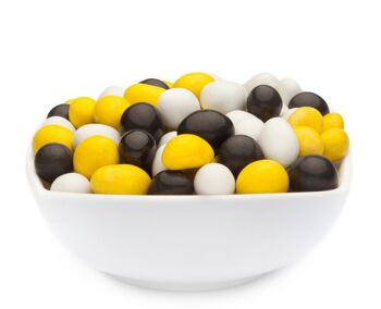 Arachides blanches, jaunes et noires. PU avec 1 pièce et 5000g de contenu