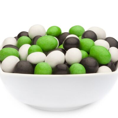White, Green & Black Peanuts. PU with 1 piece and 5000g content
