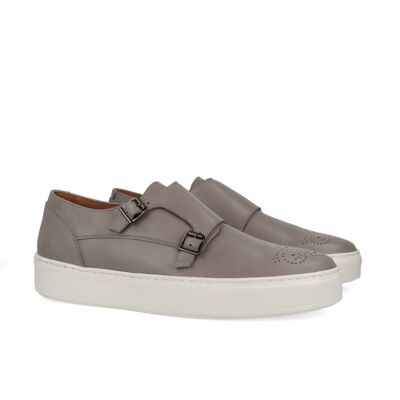 Sneakers in pelle con nappine di perle (MORLA-PERLA)