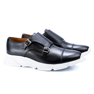 Black leather shoe with engraved pattern buckle (CRAMALO-NEGRO)