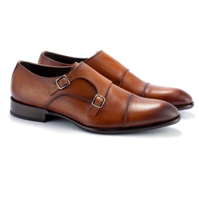 Buckled shoe in faded mahogany-colored leather (LEBILLA-CAOBA)