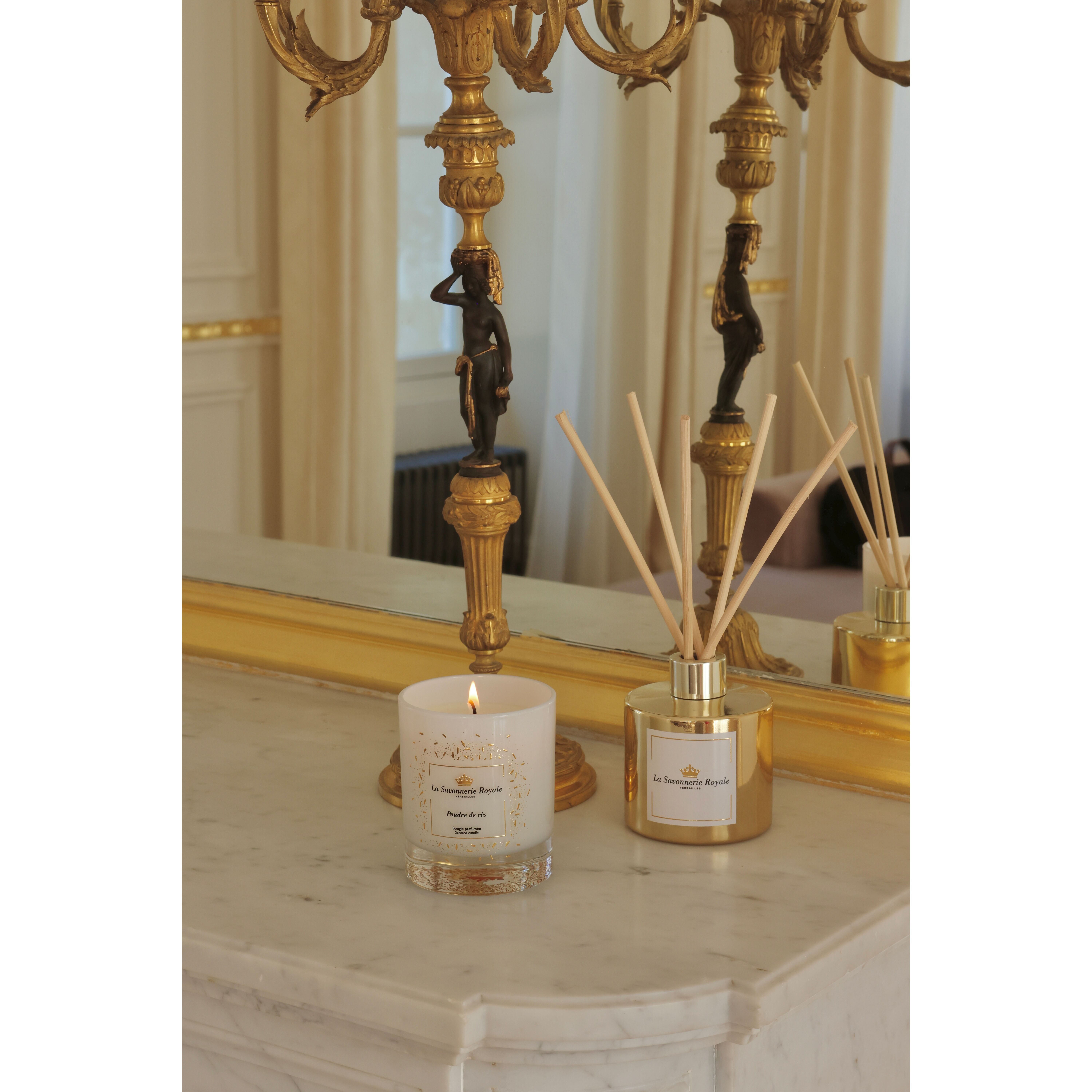 Duftkerze nach Reispulver