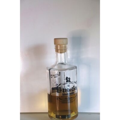 Le Rébellion (Organic rum aged in oak barrels at 40°C)