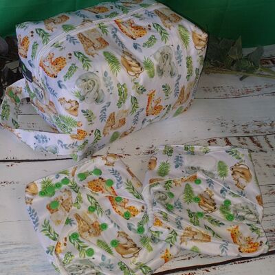 Green Bags - Wet Bags, Dry Bags, Nappy Pods Oh My! Reusable Gift Bags. - Sleepyhead