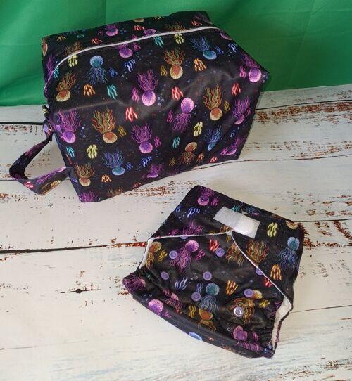 Green Bags - Wet Bags, Dry Bags, Nappy Pods Oh My! Reusable Gift Bags. - Squidding Around