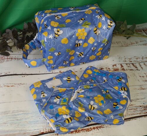 Green Bags - Wet Bags, Dry Bags, Nappy Pods Oh My! Reusable Gift Bags. - Busy Bees
