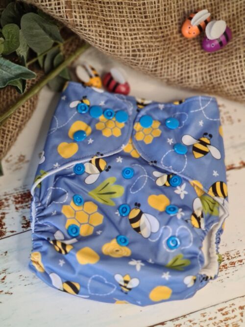 Justa - The Pocket Nappy - Busy Bees - Poppers