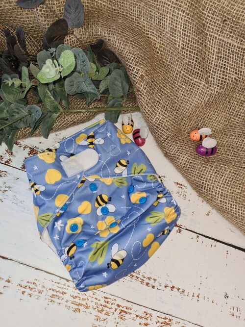 Tandem Cloth Pocket Nappy with Hemp/Organic Cotton Inserts - Busy Bees - Hook & Loop