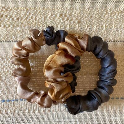 Set of Two Velanidi Silk Scrunchies