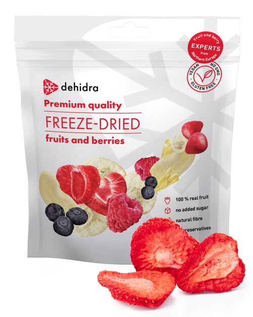 Strawberry slices freeze-dried family pack