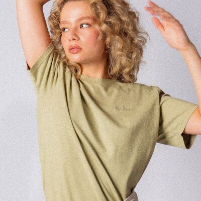 Organic cotton embroidered t-shirt - Sage green