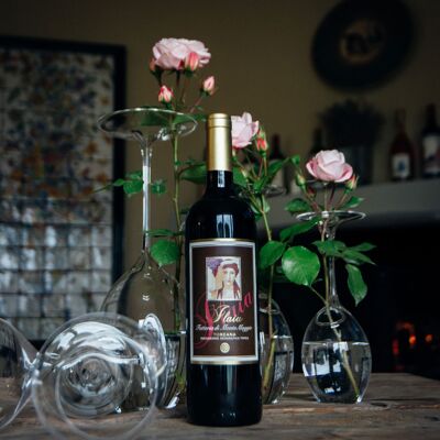Ilaia di Montemaggio - Vino Rosso Toscano Biologico - 100% Pugnitello - Super Tuscan IGT - Fattoria di Montemaggio -0.75L