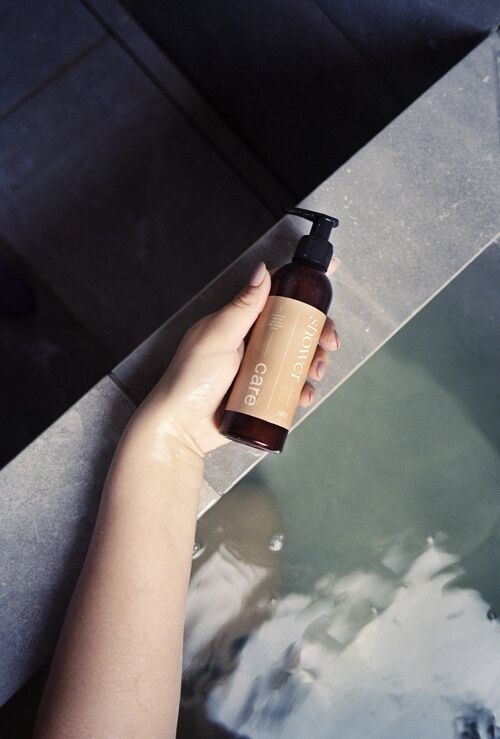 Shower care | Intimate soap and shower gel in one | 200 ml.