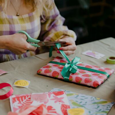 Papel de regalo de fresas dulces