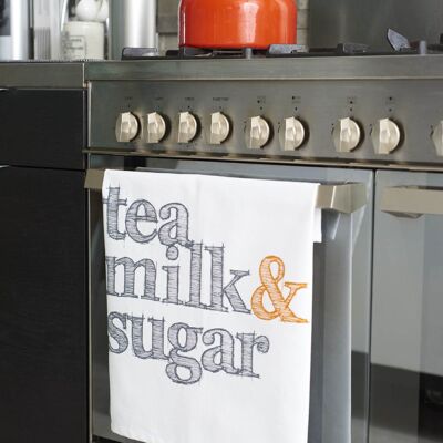 Canovaccio da tè con latte e zucchero