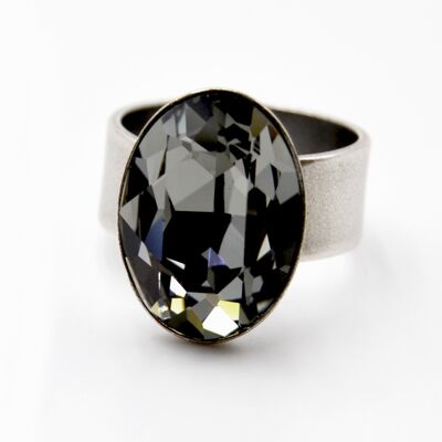 Ring Glamor with Premium Crystal from Soul Collection in Black Diamond