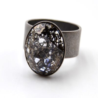 Ring Glamor with Premium Crystal from Soul Collection in Black Patina