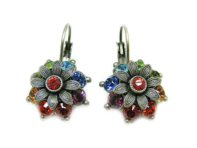 Orecchini Blossom Flavia con Cristallo Premium della Collezione Soul in misto lilla