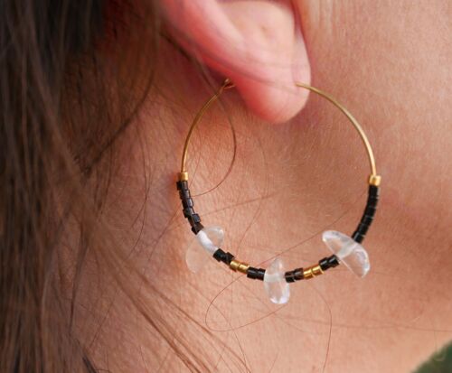 Boucles d'oreilles créoles en perles Miyuki et Cristal de roche - Noir
