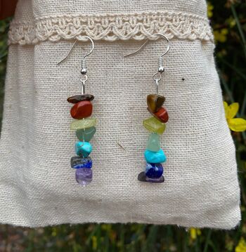 Boucles d'oreilles 7 chakras en pierres naturelles forme chips 3