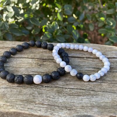 Elastic distance and couple bracelets in lava stone and howlite