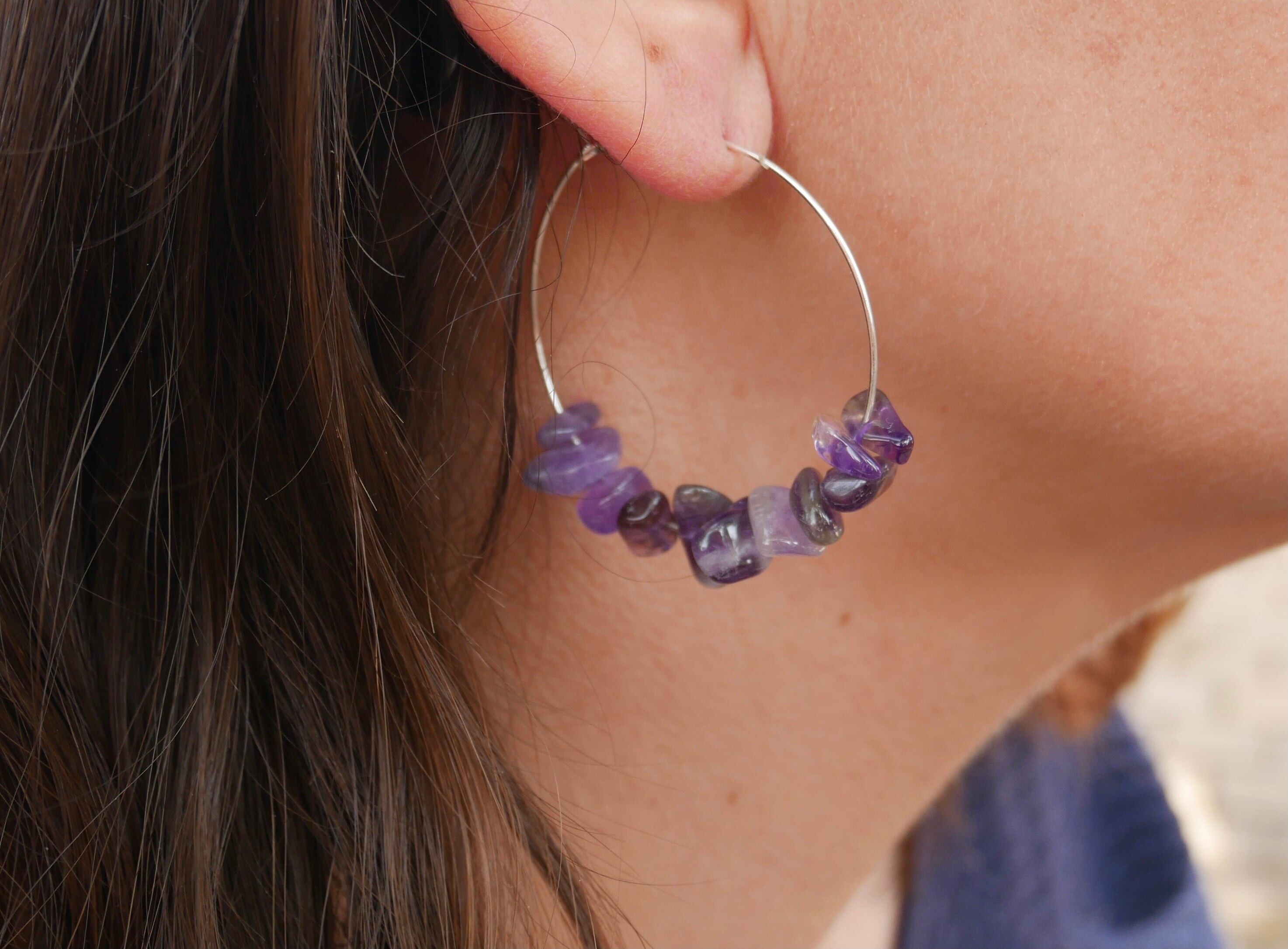 Orecchini a cerchio in ametista naturale
