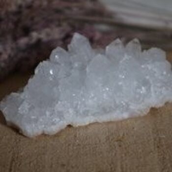 Amas de géodes de cristal de roche 2