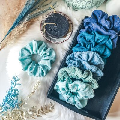 Set of 5 scrunchies - random patterns in blue tones (scrunchie scrunchie)