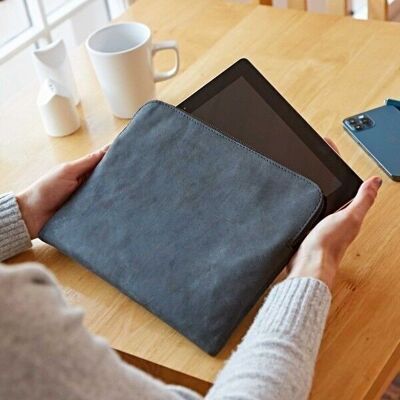 Étui pour tablette iPad en cuir de buffle noir