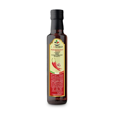 Olio extra vergine di oliva e peperoncino e aglio