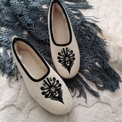 Folk Cream Wool Ballerina Slippers