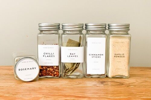 labelled-square-spice-jars-with-shaker-inside-tops-and-brushed-silver-lids-326 -