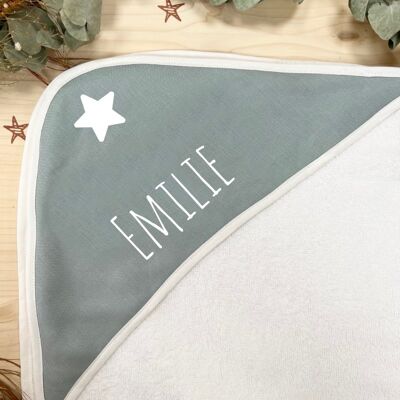 Customizable mint first name bath cape with star