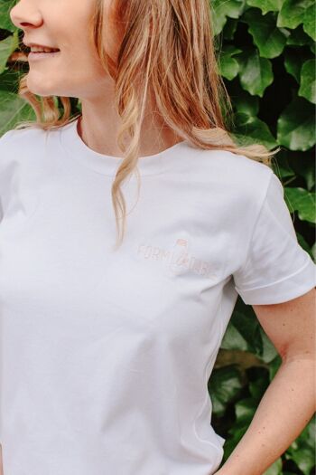 Tee-shirt femme forMILKdable avec une broderie blush 1