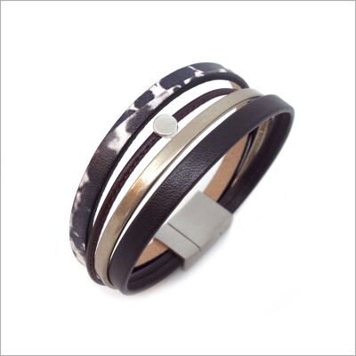 Women's multi-link graphic cuff bracelet in brown leather