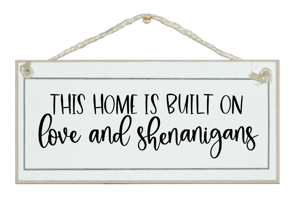 Casa costruita su... imbrogli! Segni delle donne