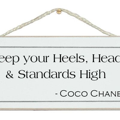 Absätze und Standards ... Coco Chanel-Zitat-Schilder