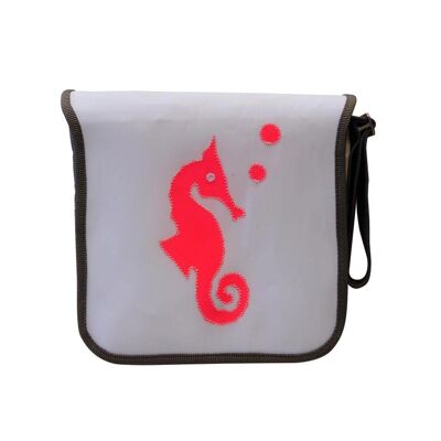 Little Seahorse | white / pink