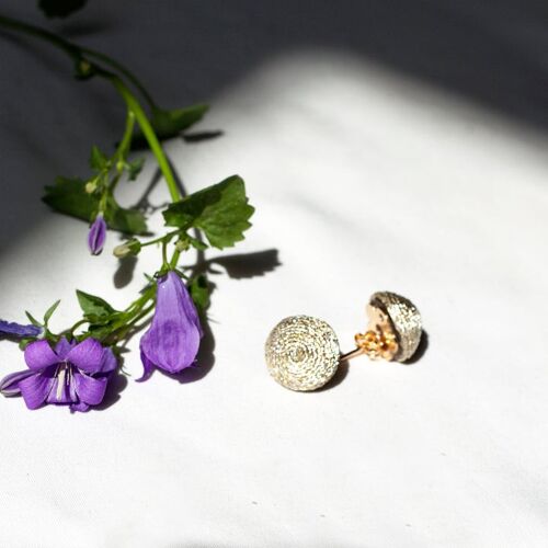 Mini Lolita Earrings Pin - Golden elegant