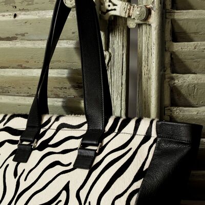 Zebra & schwarze Tasche