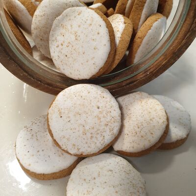 Zitronenglasiertes Gewürz-Shortbread