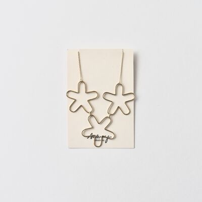 Good weather - Necklace - Three Flowers