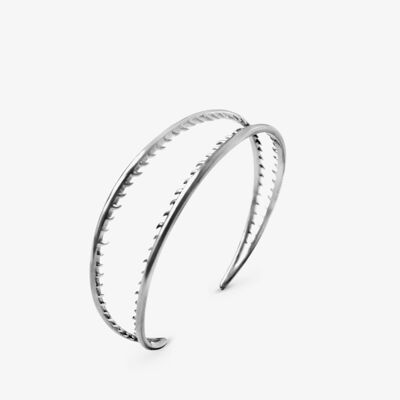 Flores open cuff bracelet | Sterling Silver - White Rhodium